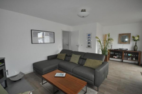 Nette Ferienwohnung mit Balkon für 4 Personen in der Hafenstadt Sassnitz, Ostseeküste Deutschland